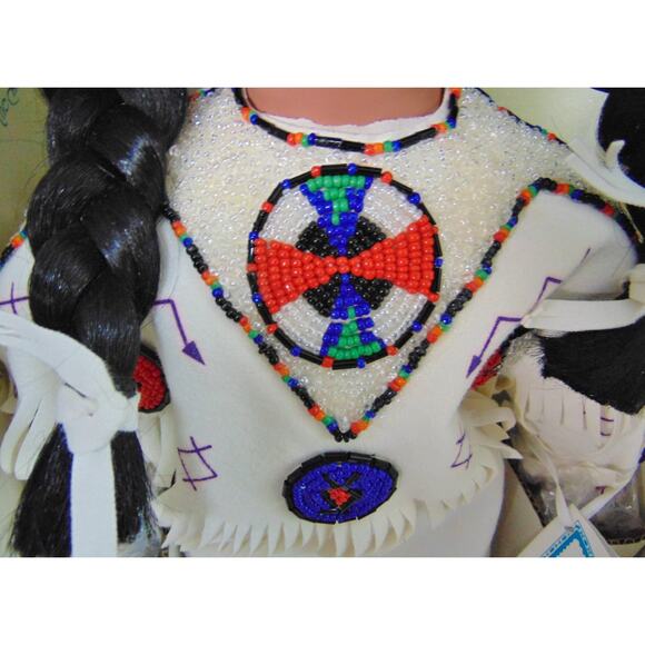 NEW Native American Cheyenne Indian SEWANKA 18" DOLL Leather Bead Dress Hamilton - Picture 5 of 10